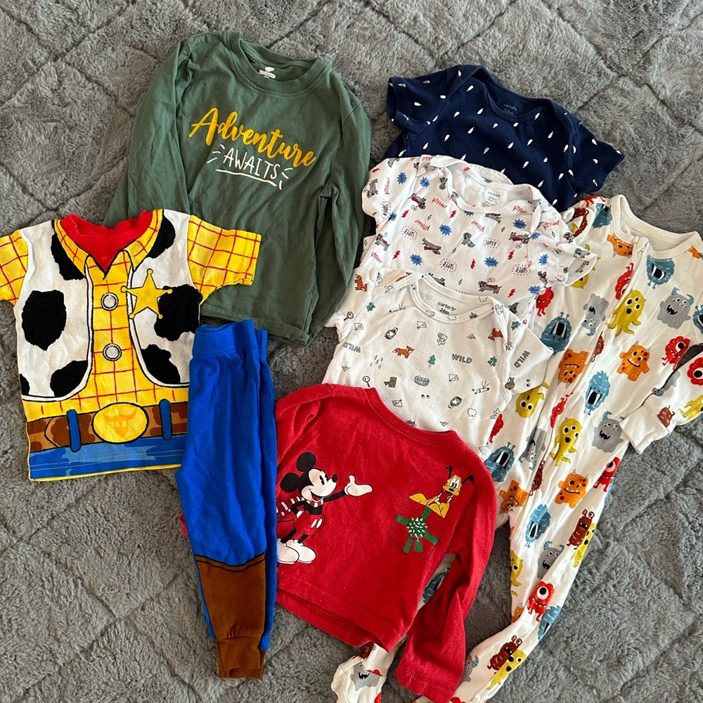 2t 8 piece’s clothes